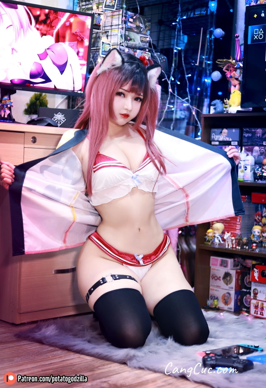 Coser@Potato Godzilla – Weeb Girl